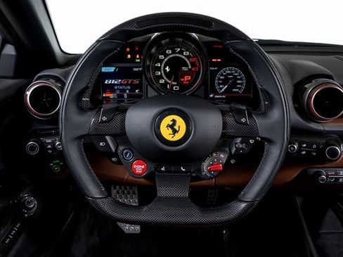 Certified 2021 Ferrari 812 GTS image 6