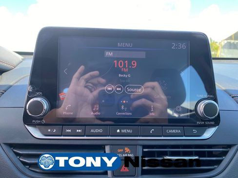 Used 2020 Nissan Altima 2.5 SR FWD image 16
