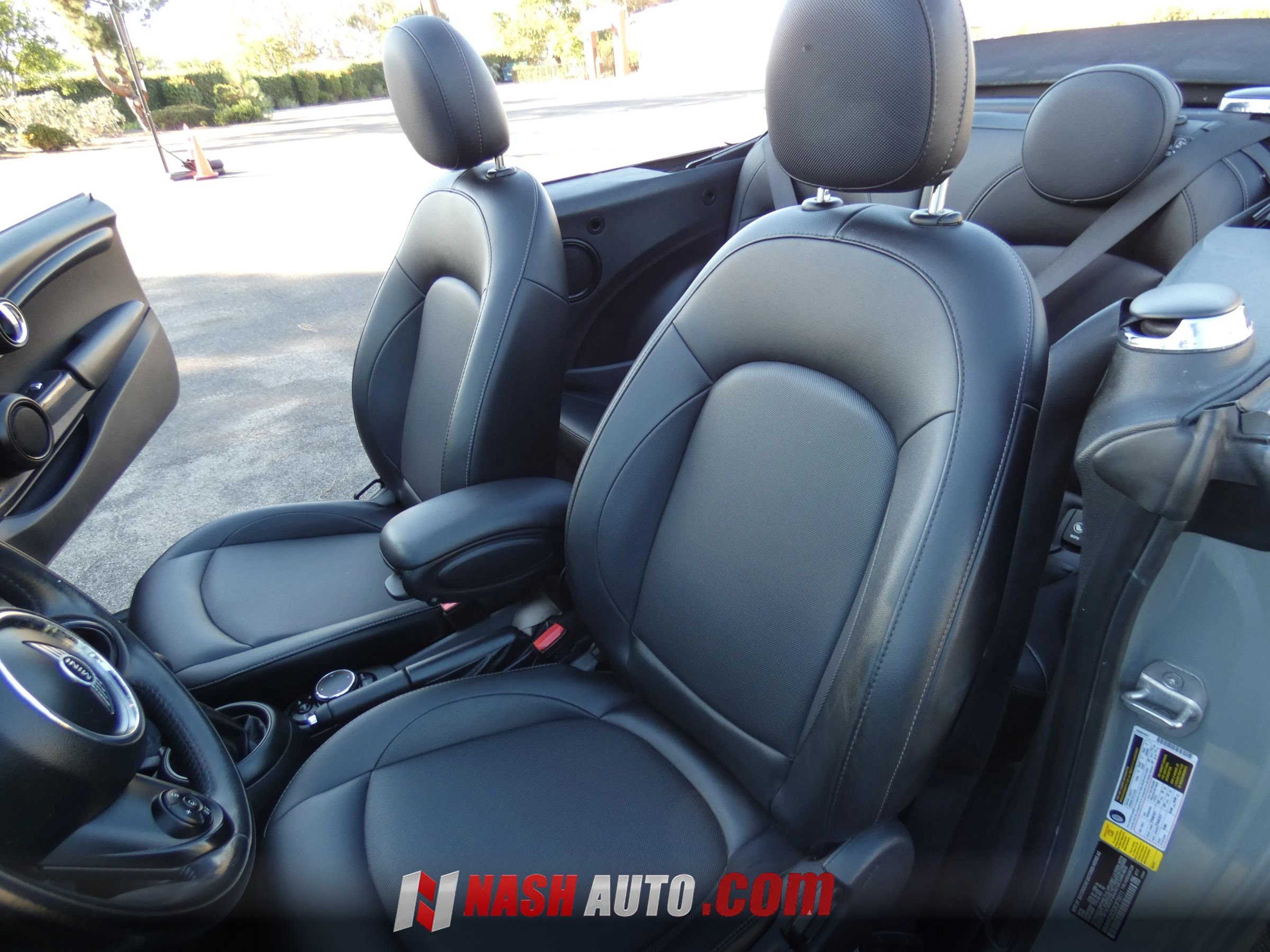Used 2019 MINI Cooper Convertible FWD image 39