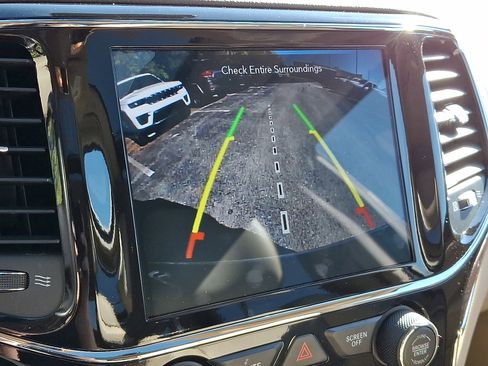 Used 2021 Jeep Grand Cherokee Overland image 20