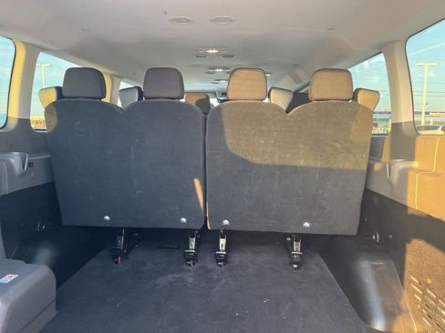 Used 2023 Ford Transit 350 XLT image 10