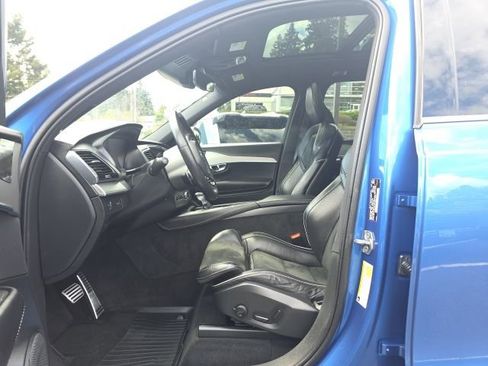 Used 2019 Volvo XC90 T6 R-Design w/ Protection Package AWD/4WD image 9