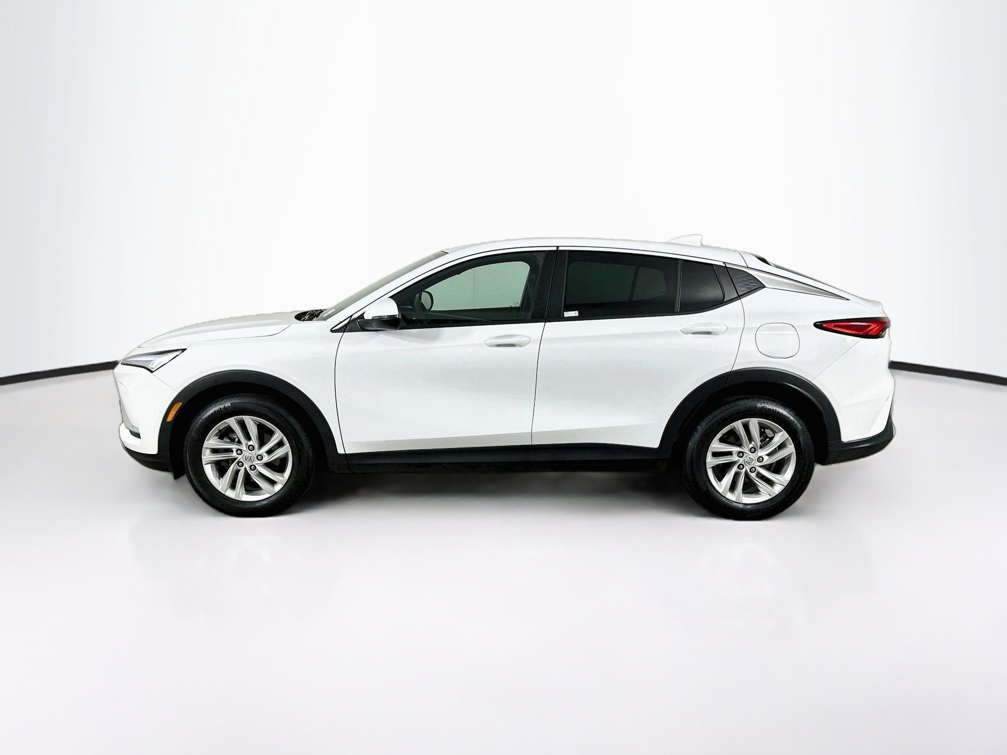 Used 2026 Buick Envista Preferred FWD image 4