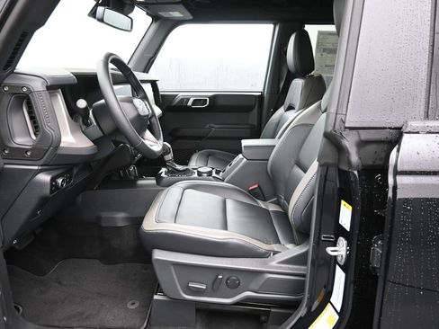 New 2025 Ford Bronco Outer Banks image 21