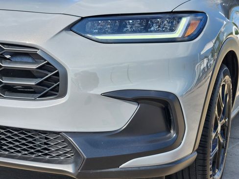 Certified 2025 Honda HR-V Sport image 9