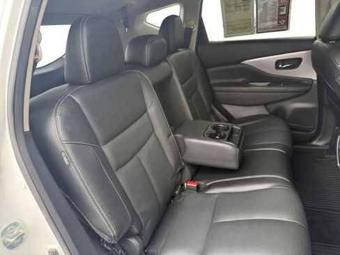 Used 2023 Nissan Murano SL w/ SL Moonroof Package FWD image 17