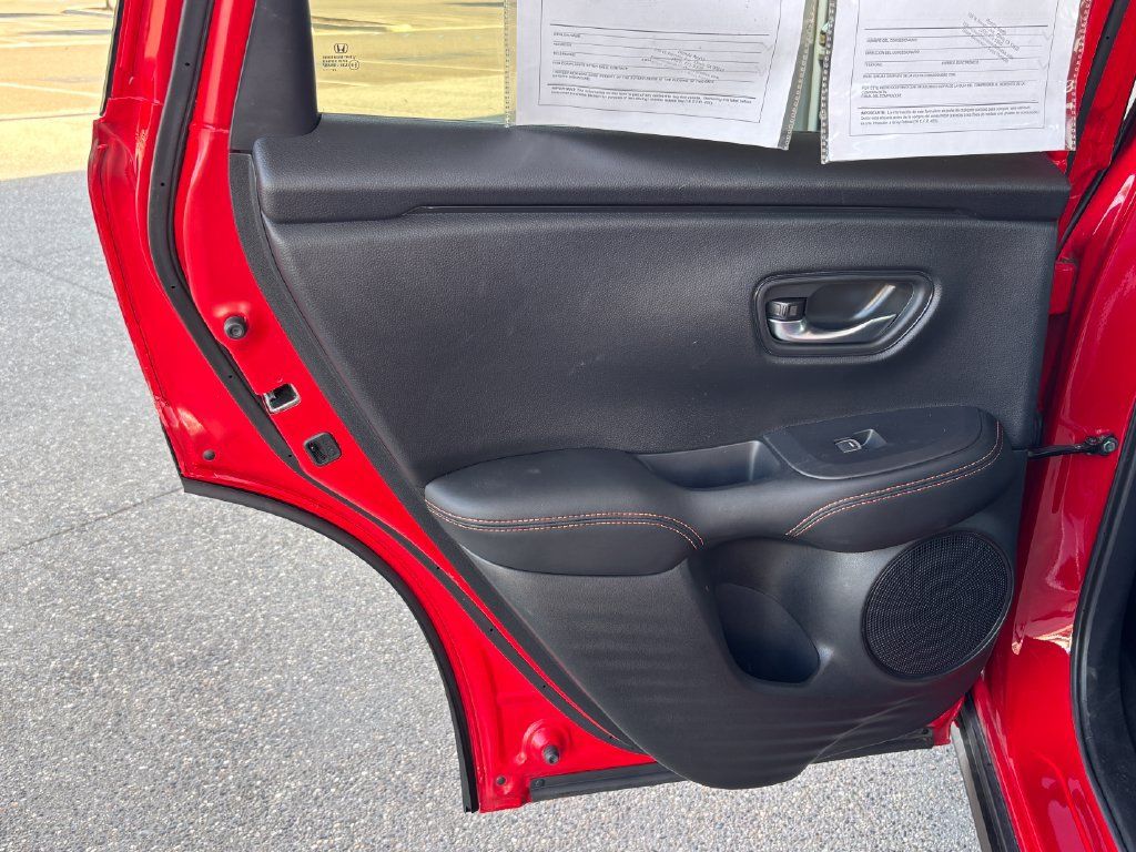 Used 2025 Honda HR-V Sport image 24