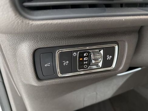 Used 2022 Lincoln Corsair Reserve w/ Elements Package image 22