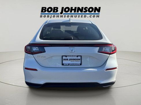 Used 2024 Honda Civic EX-L image 4
