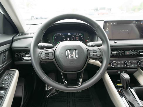 Certified 2025 Honda Accord EX-L image 21