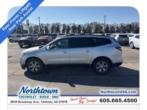 Used 2016 Chevrolet Traverse LT image 12