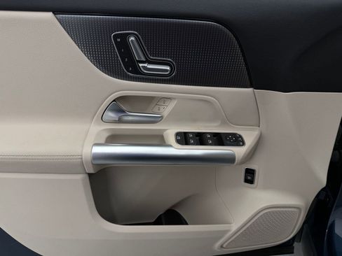 Certified 2023 Mercedes-Benz GLA 250 image 11