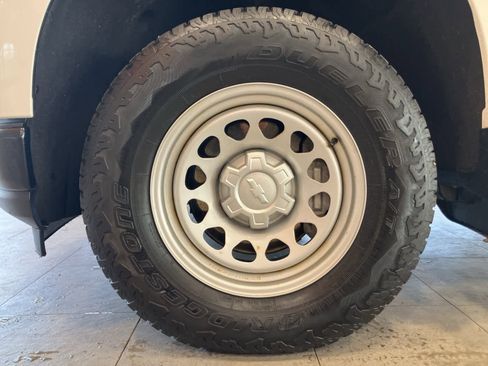 Used 2021 Chevrolet Silverado 1500 W/T image 9