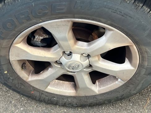 Used 2010 Toyota RAV4 Limited AWD/4WD image 17