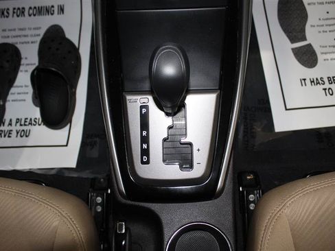 Used 2013 Hyundai Elantra GLS FWD image 19