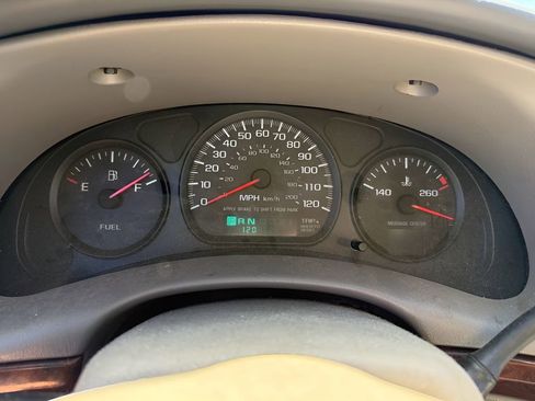 Used 2002 Chevrolet Impala image 11