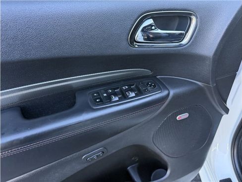 Used 2018 Dodge Durango R/T w/ Technology Group image 17