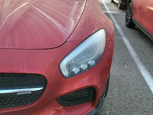 Used 2016 Mercedes-Benz AMG GT S image 4
