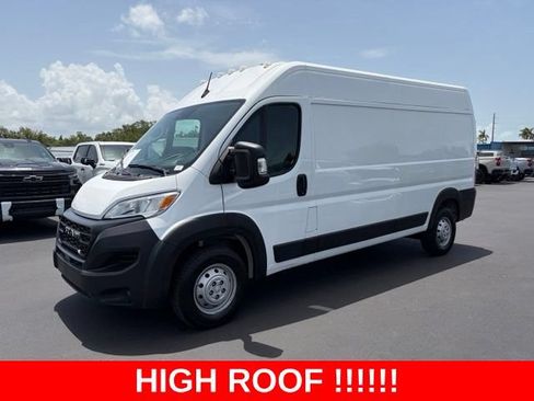 Used 2023 RAM ProMaster 2500 FWD image 3