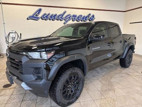 Used 2024 Chevrolet Colorado Trail Boss w/ Technology Package image 1