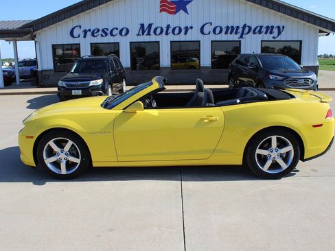 Used 2015 Chevrolet Camaro LT RWD image 10
