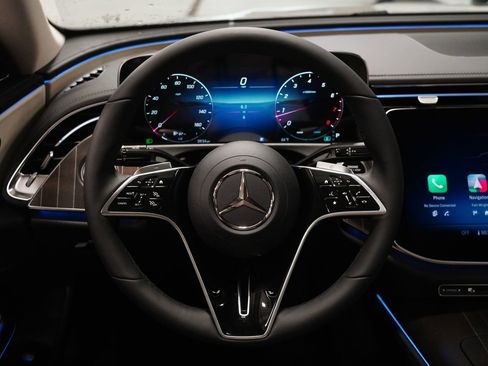 New 2026 Mercedes-Benz E 350 4MATIC Sedan image 18