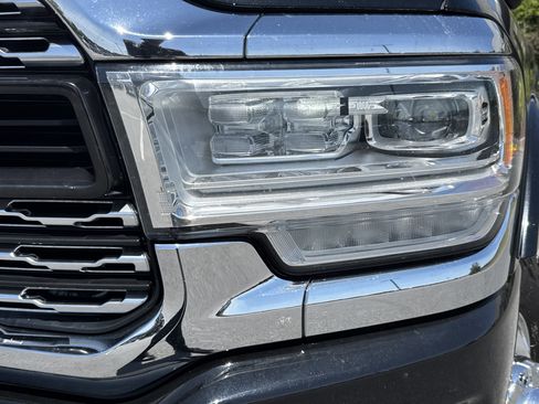Used 2019 RAM 3500 Limited w/ Max Tow Package AWD/4WD image 6