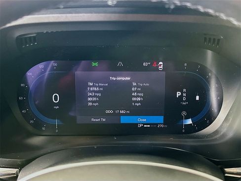 Used 2023 Volvo XC60 B5 Ultimate w/ Climate Package image 12