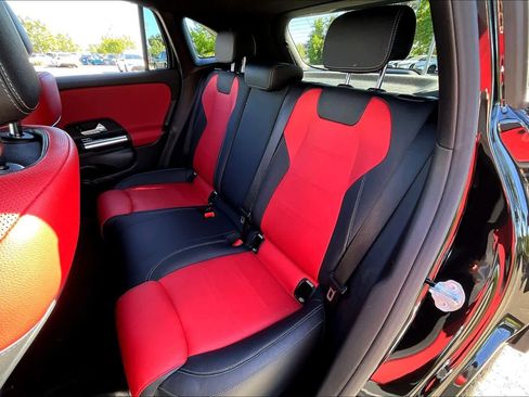 Used 2022 Mercedes-Benz GLA 250 4MATIC image 20