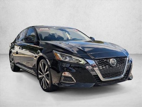 Used 2020 Nissan Altima 2.5 SR image 3