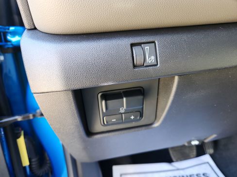 Used 2024 Chevrolet Colorado ZR2 image 25