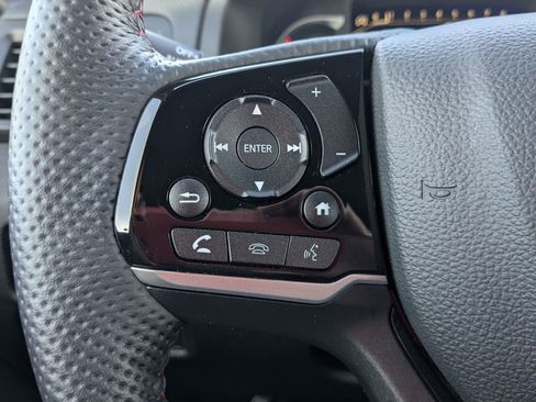 Used 2024 Honda Passport Black Edition image 19