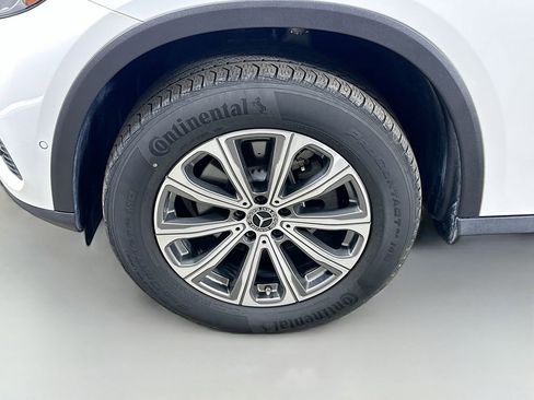 Used 2024 Mercedes-Benz GLC 300 image 8