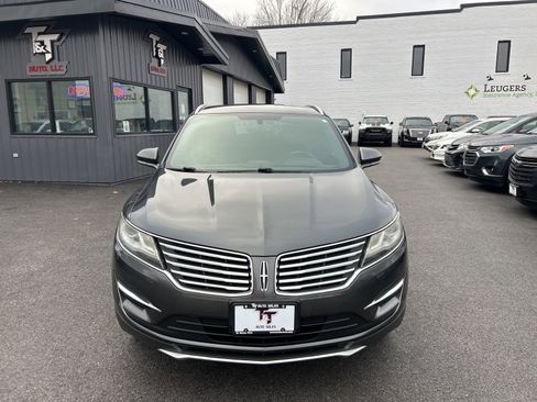 Used 2017 Lincoln MKC Premiere image 9