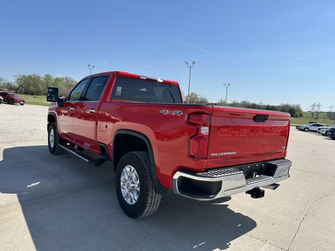 Certified 2024 Chevrolet Silverado 3500 LTZ AWD/4WD image 3