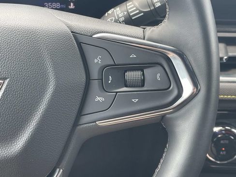 Used 2025 Chevrolet TrailBlazer ACTIV w/ Convenience Package FWD image 30