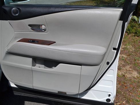 Used 2010 Lexus RX 350 Base 4dr SUV image 29