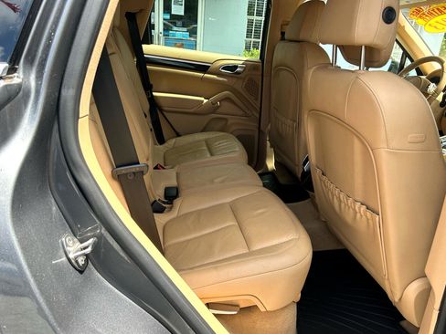 Used 2013 Porsche Cayenne image 14