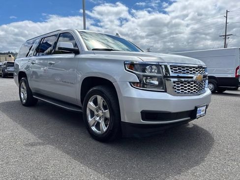 Used 2015 Chevrolet Suburban LT w/ Max Trailering Package AWD/4WD image 7