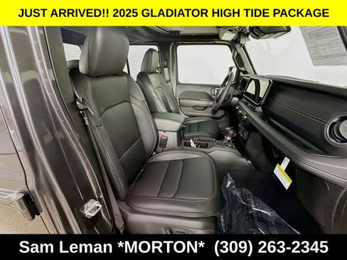 New 2025 Jeep Gladiator Sport image 25