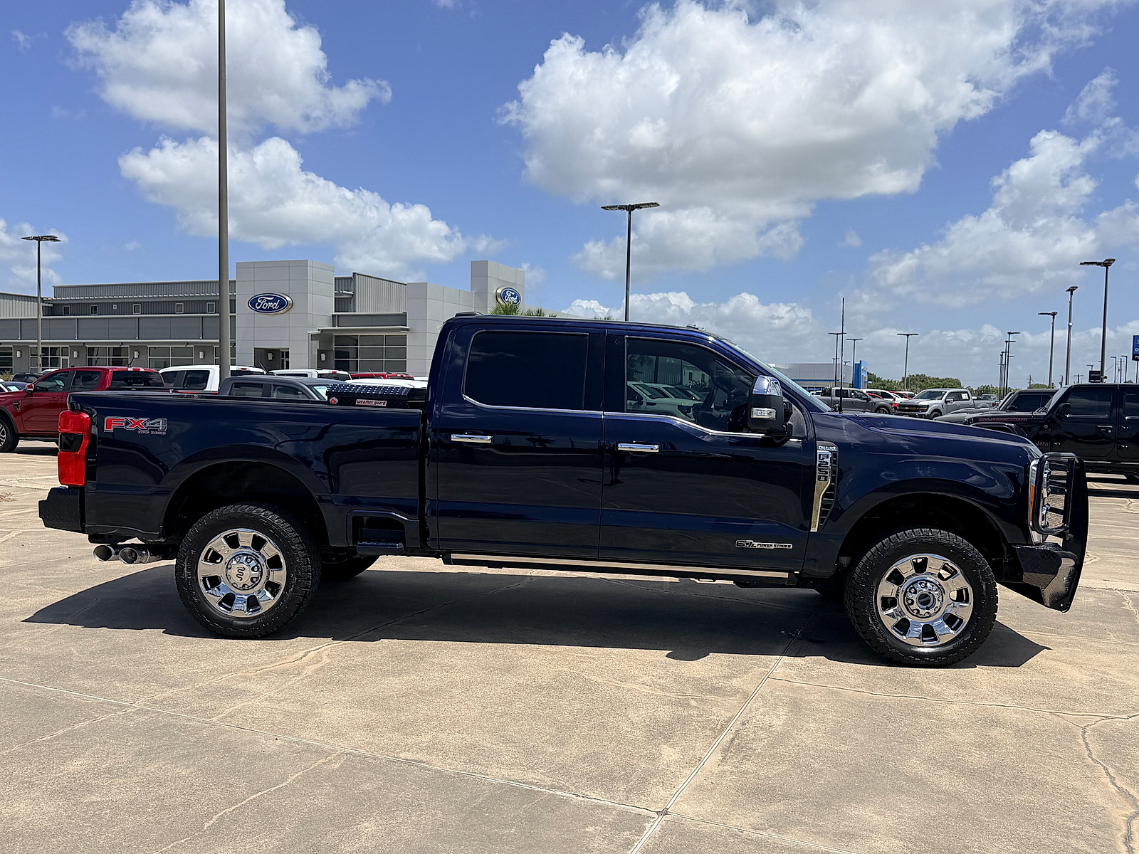 Used 2023 Ford F250 King Ranch w/ Chrome Package AWD/4WD image 8