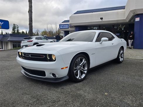 Used 2022 Dodge Challenger R/T image 7