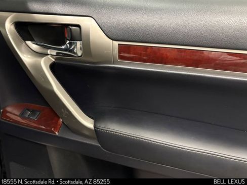 Used 2015 Lexus GX 460 w/ Premium Package AWD/4WD image 25