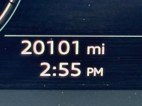 Used 2023 Audi Q4 e-tron Premium Plus image 20