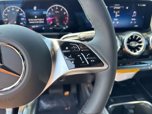 New 2026 Mercedes-Benz GLA 250 image 14