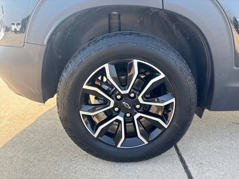 Used 2025 Chevrolet TrailBlazer ACTIV w/ Convenience Package AWD/4WD image 9