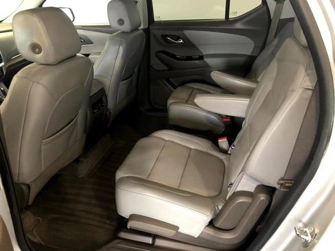 Used 2019 Chevrolet Traverse Premier image 9