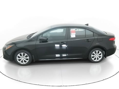 New 2026 Toyota Corolla LE image 3