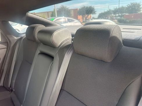 Used 2025 Honda Civic Sport image 8
