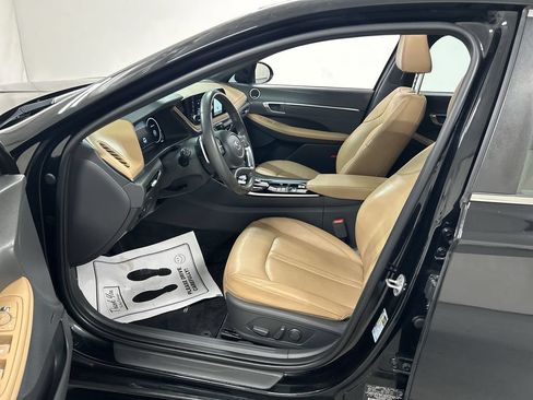 Used 2023 Hyundai Sonata Limited FWD image 9